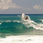 Yokohama Bay – Ride the waves of Oahu without the crowd